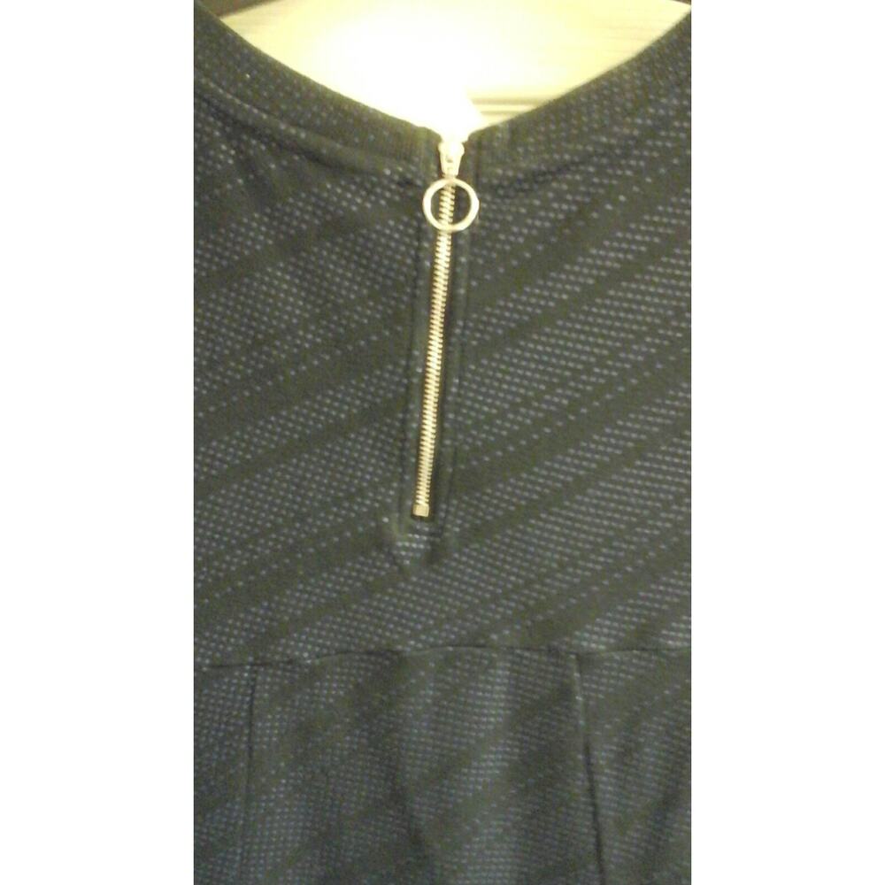 Luscious by Rebecca Ford Blouse, Women's sz small petite, blk, sleeveless, NWT - Picture 3 of 5